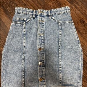 Denim Button-Front mini Skirt